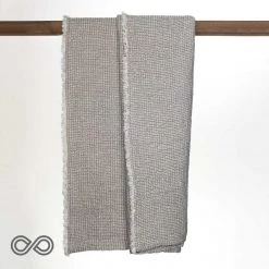Vendor-unknown BedBath Bespoke Handwoven "Arles" 100% Organic French Linen Honeycomb Towel