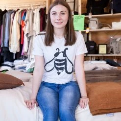 T-Shirts PUREVALLEY 100% Organic Prima Cotton T-Shirt (Unisex)- Bee Women